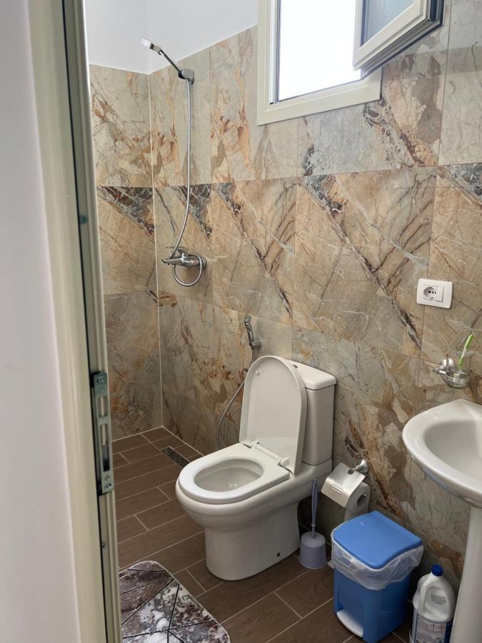 Rooms For Rent Habipi วญอเรอ ภายนอก รูปภาพ